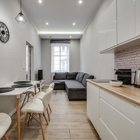 ריבניק Central Platinum Apartments 8 מראה חיצוני תמונה