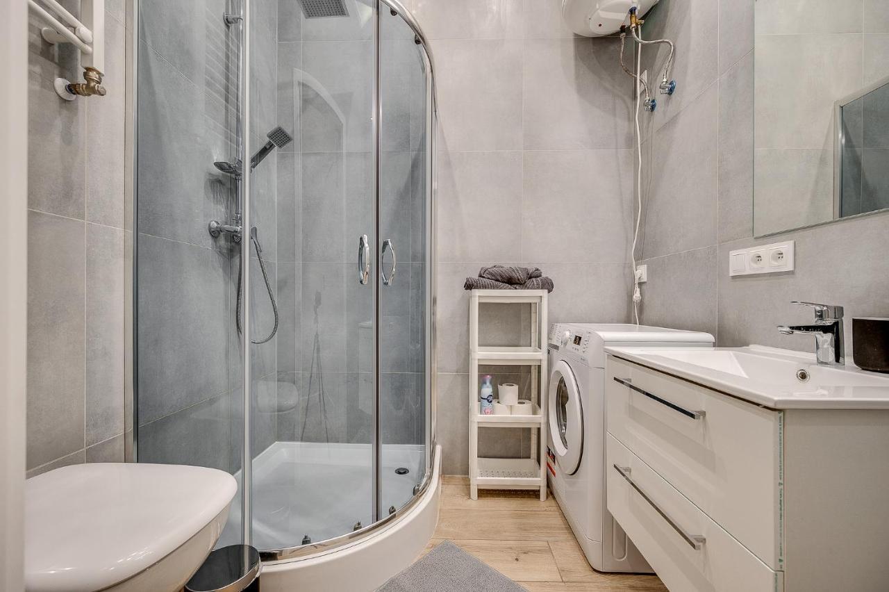 ריבניק Central Platinum Apartments 8 מראה חיצוני תמונה